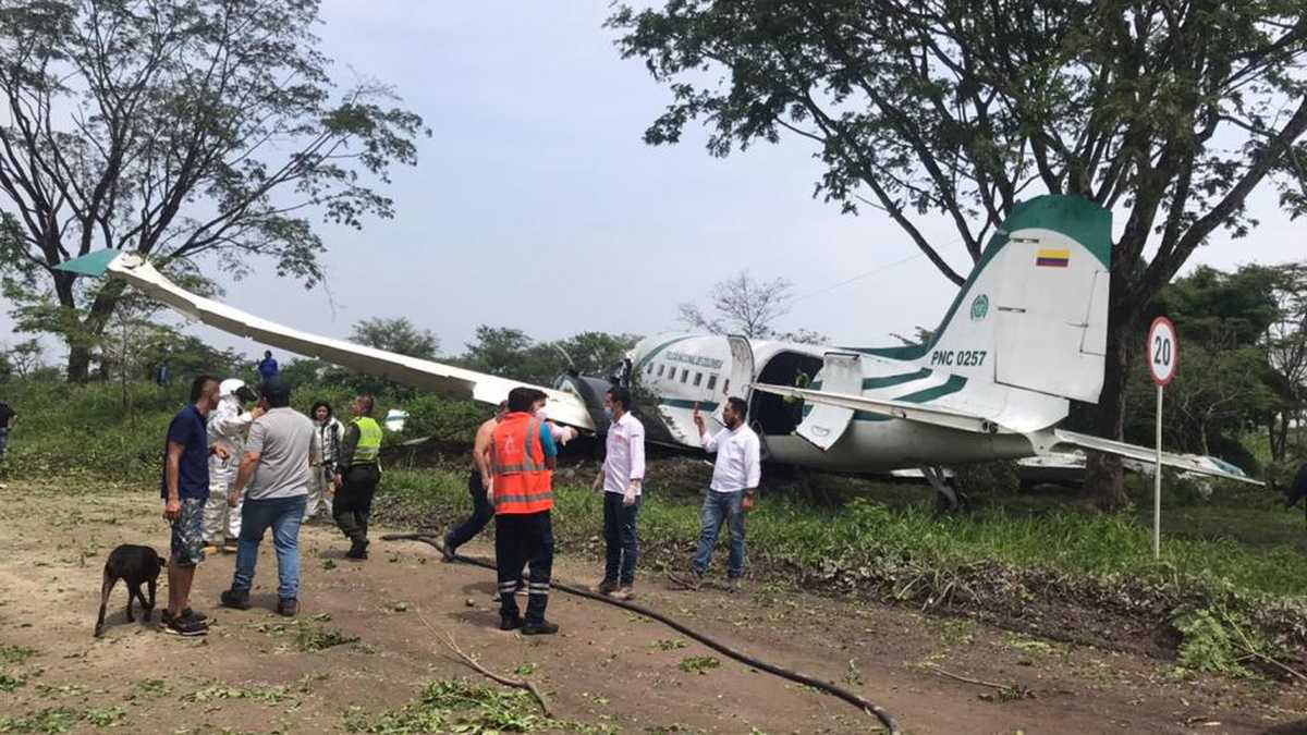Avión de la Policía se accidentó durante aterrizaje en aeropuerto de Villavicencio