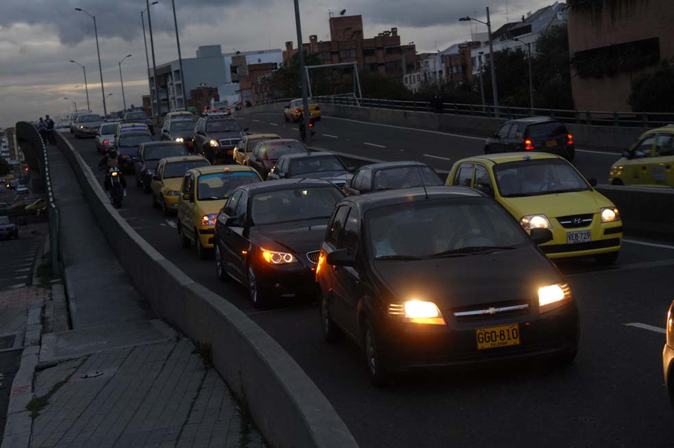 Colombianos cambian hábitos de compra