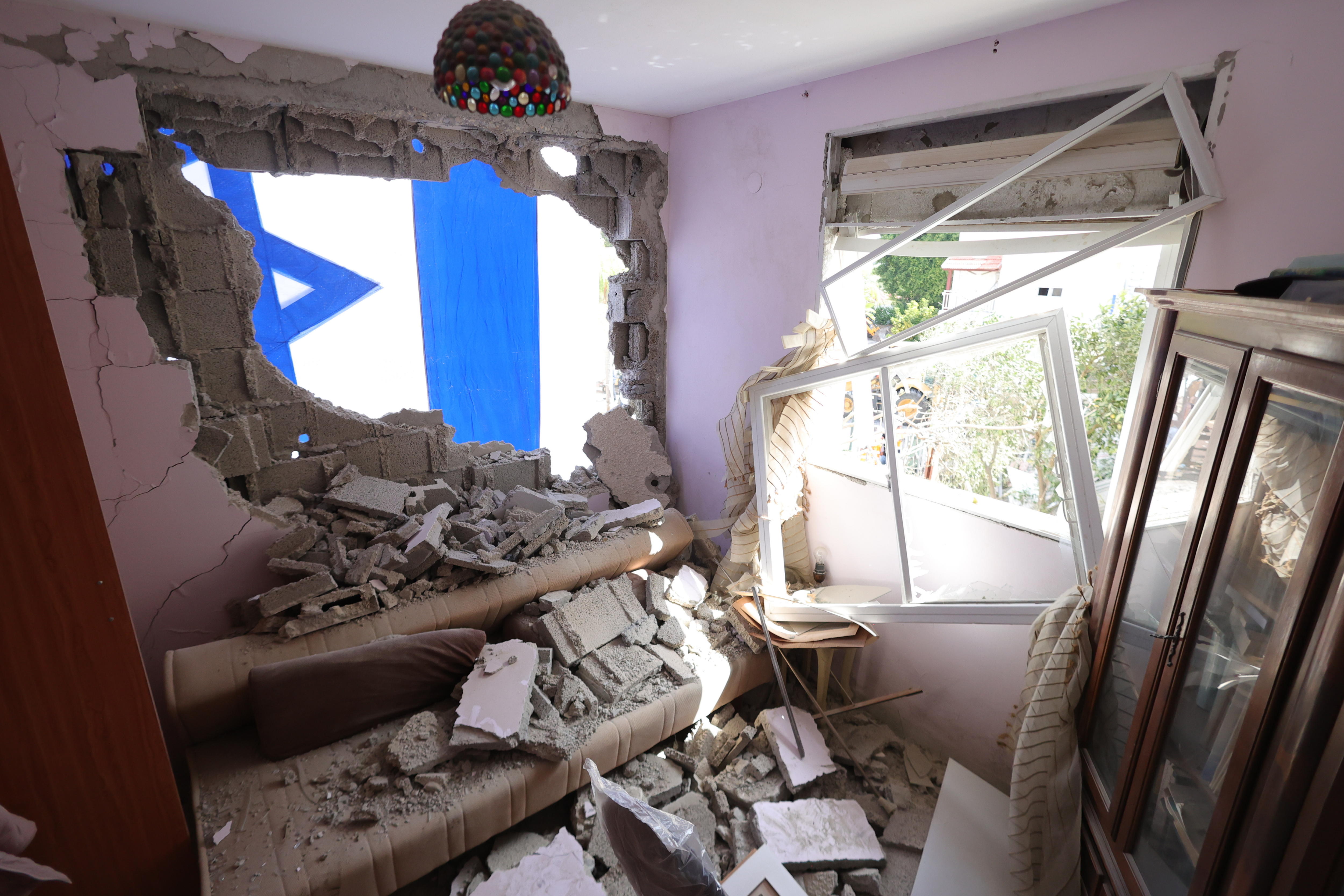 “Es el principio. Entramos en una nueva fase”: Hezbolá atacó a Israel con misiles
