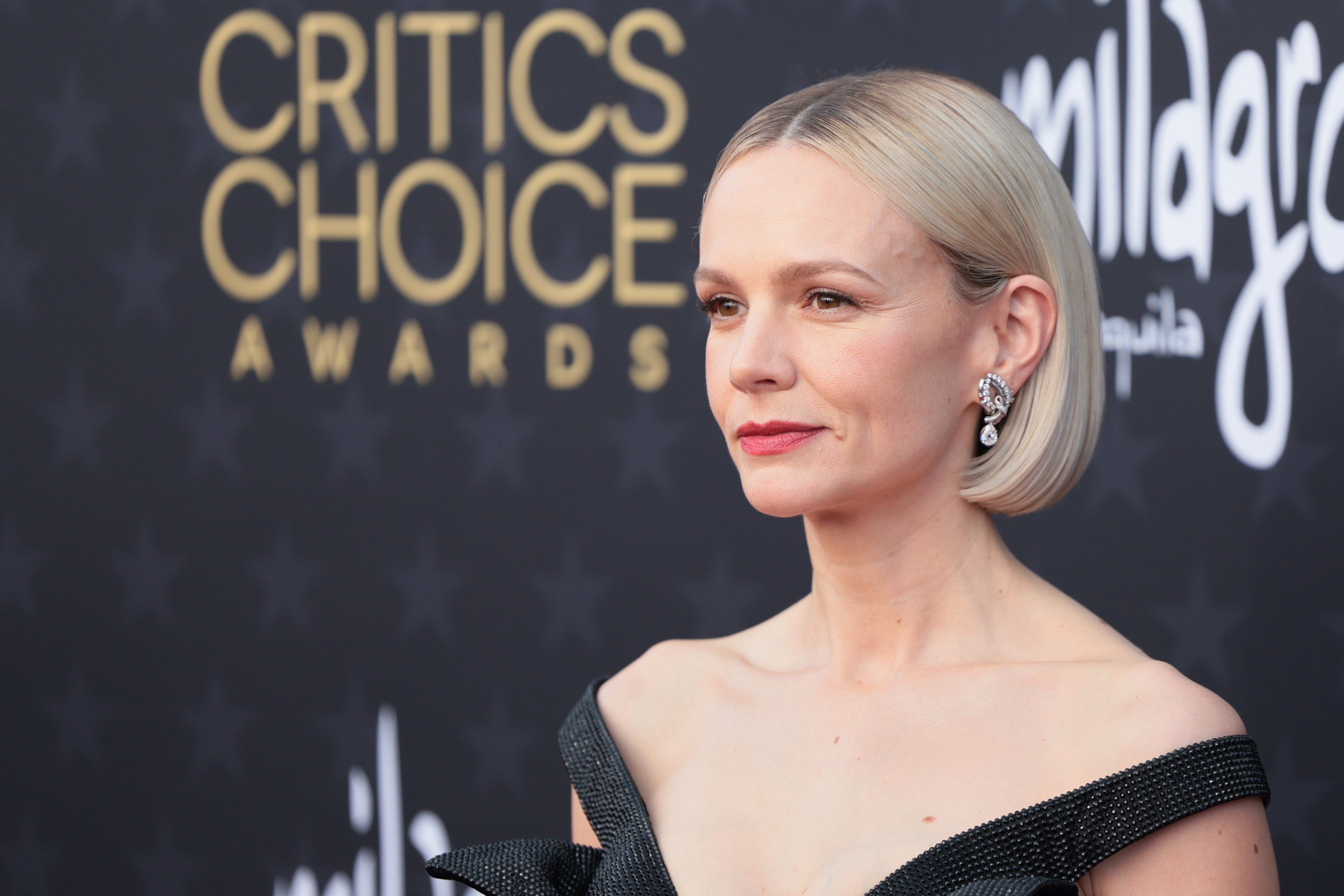 Santa Monica (United States), 14/01/2024.- British actor Carey Mulligan attends the 29th Critics Choice Awards at The Barker Hangar in Santa Monica, California, USA, 14 January 2024. EFE/EPA/ALLISON DINNER