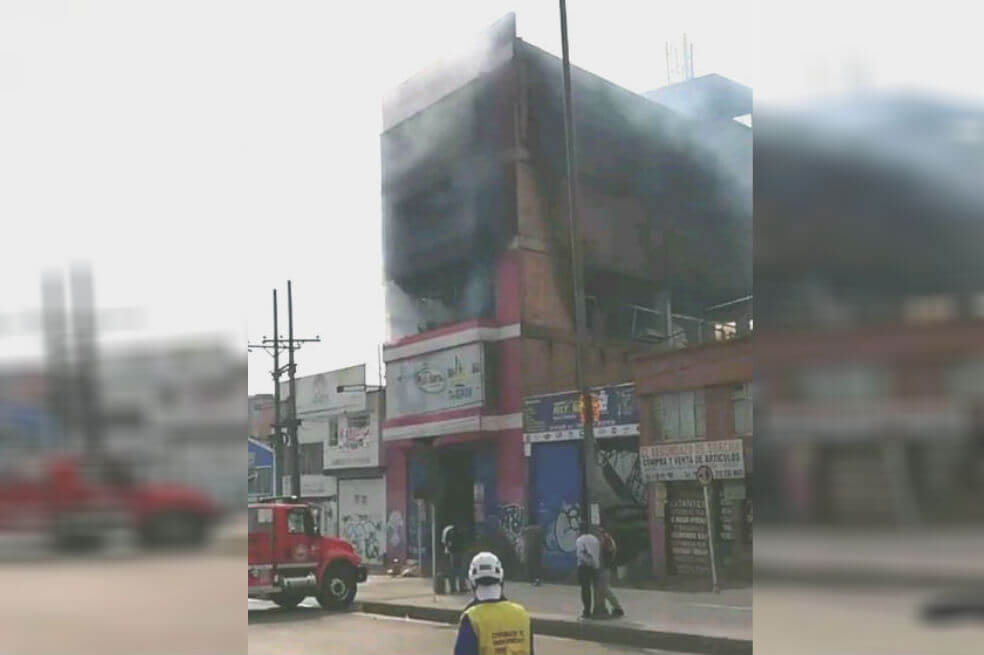 Incendio consumió fábrica de pinturas en Soacha