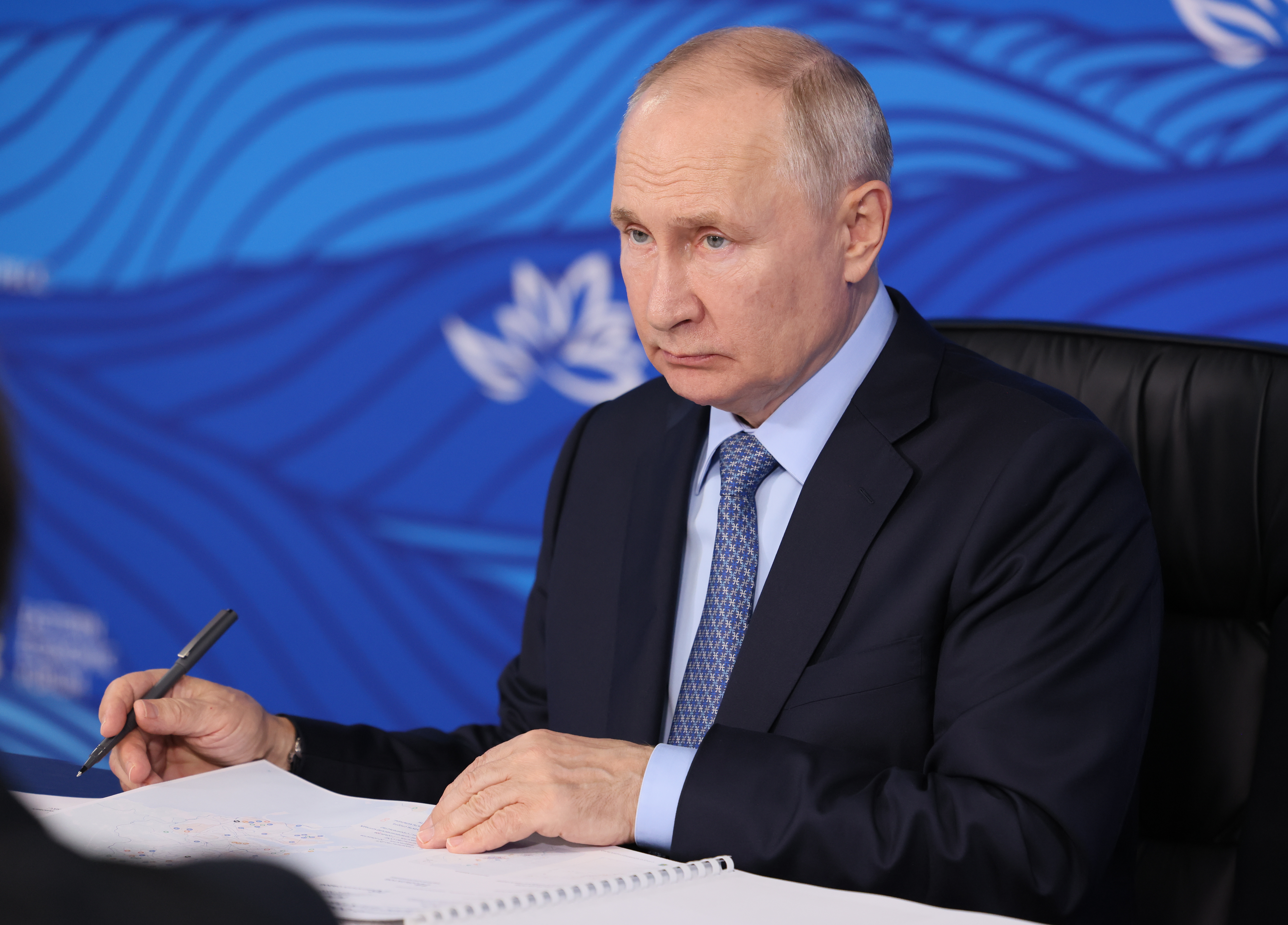 “Está suplicando ayuda”: EE. UU. sobre reunión entre Putin y Kim Jong-un