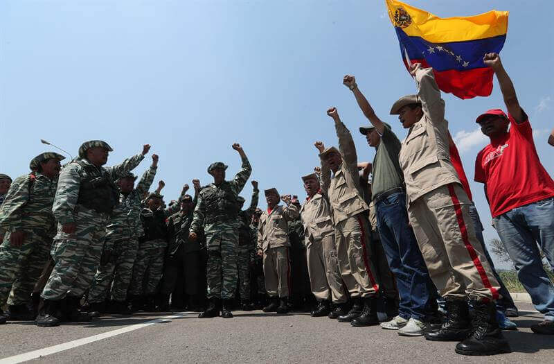 Venezuela hace ejercicio cívico-militar en la frontera: «Por aquí no pasa nada»
