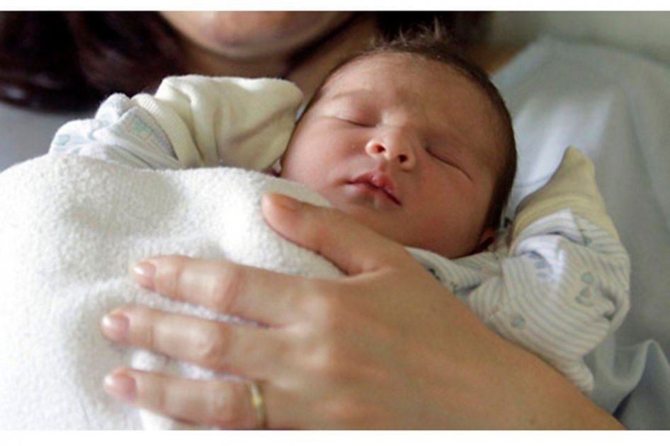 En el centro del país, 43 % de bebés menores de seis meses comen golosinas