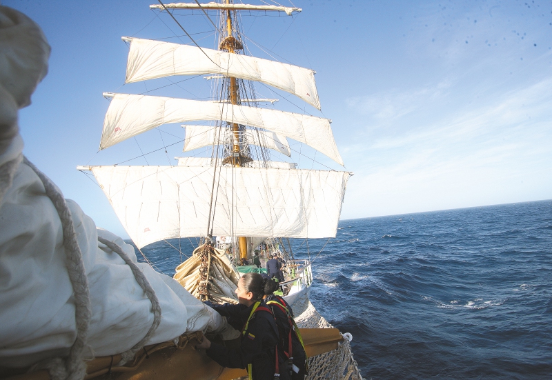 En el ARC Gloria, a los marineros siempre les falta un día