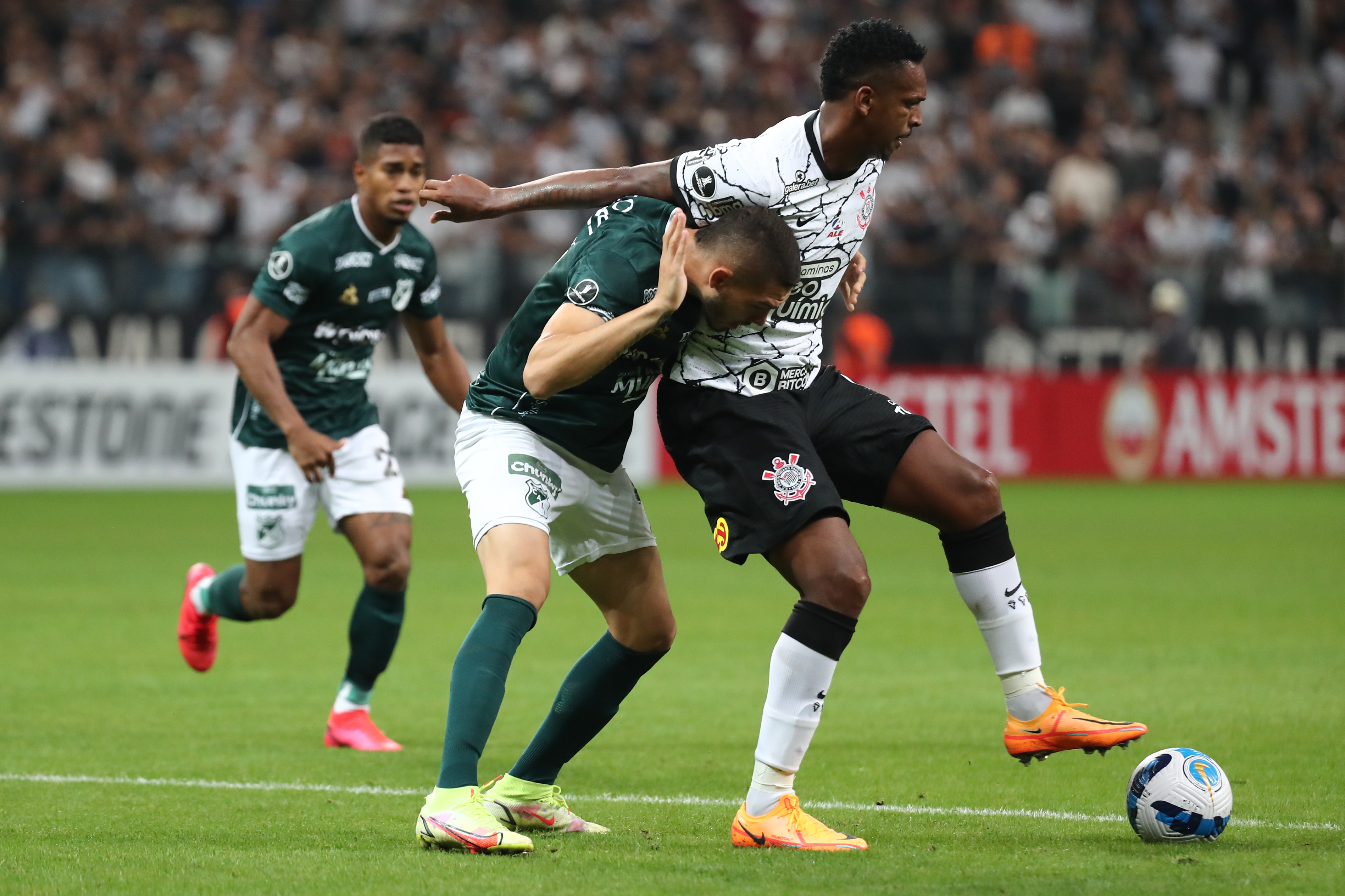 Deportivo Cali perdió contra Corinthians en Brasil