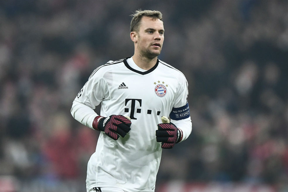 Portero Manuel Neuer es operado nuevamente del pie y será baja hasta enero