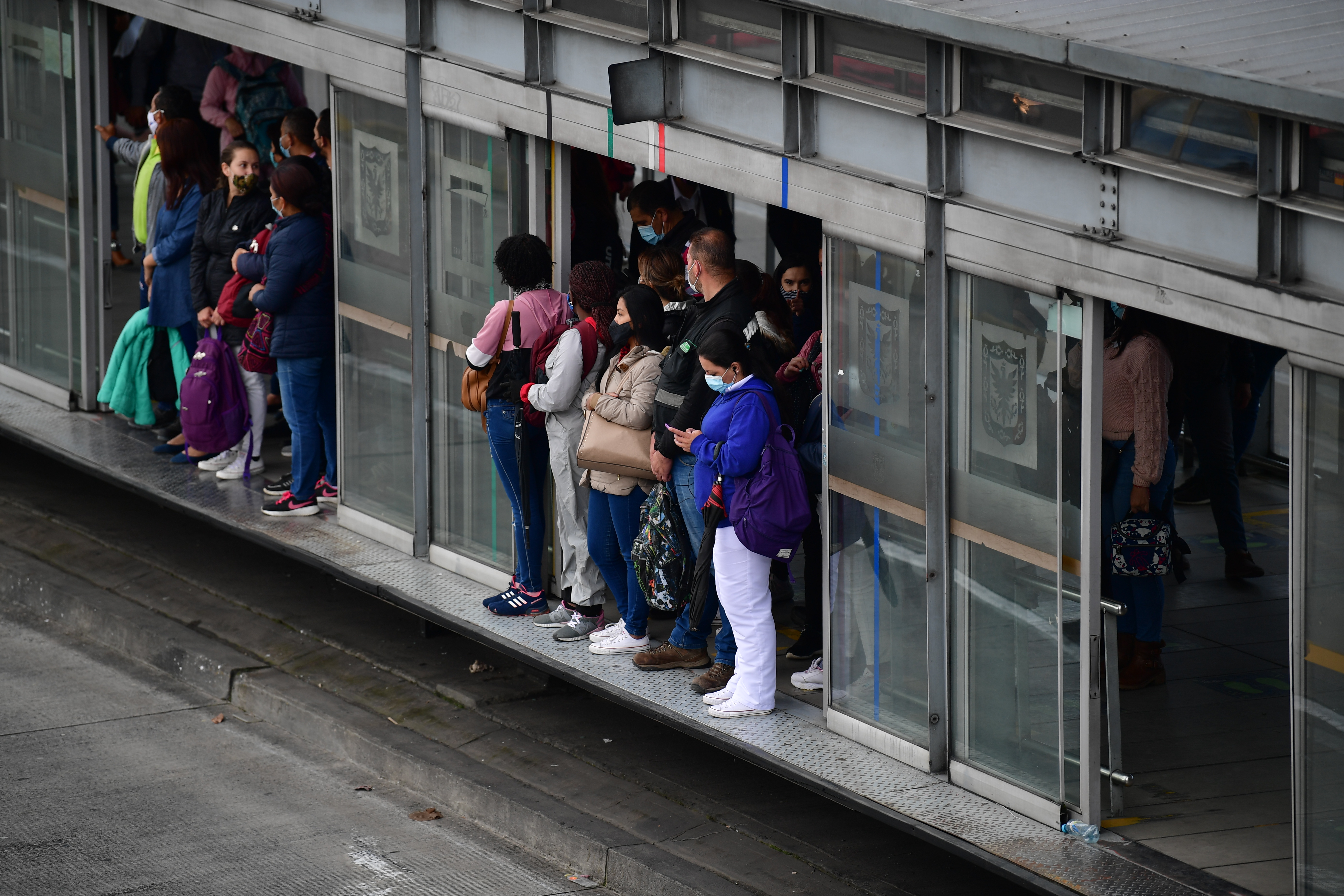 Transmilenio hoy: estaciones con daños que no funcionan tras Paro Nacional
