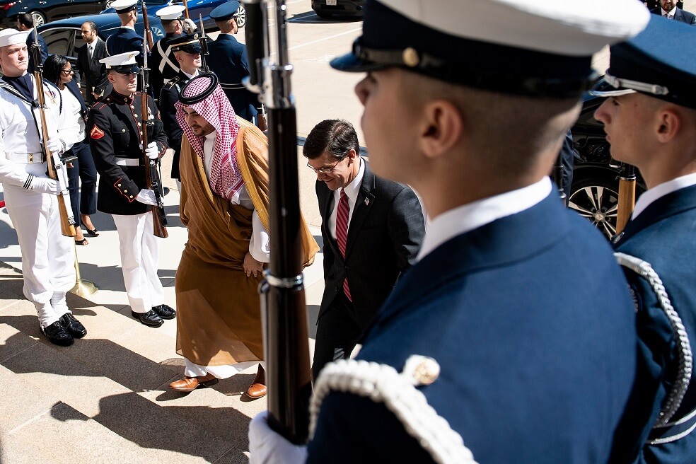 Arabia Saudita celebra la llegada de más tropas de EE. UU. al país