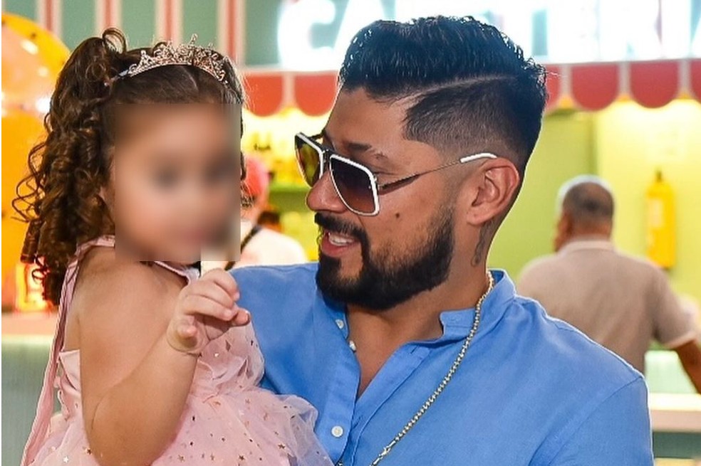 Hija de Andrea Valdiri no le dice “papá” a Lowe León. Revelan cómo se refiere a él