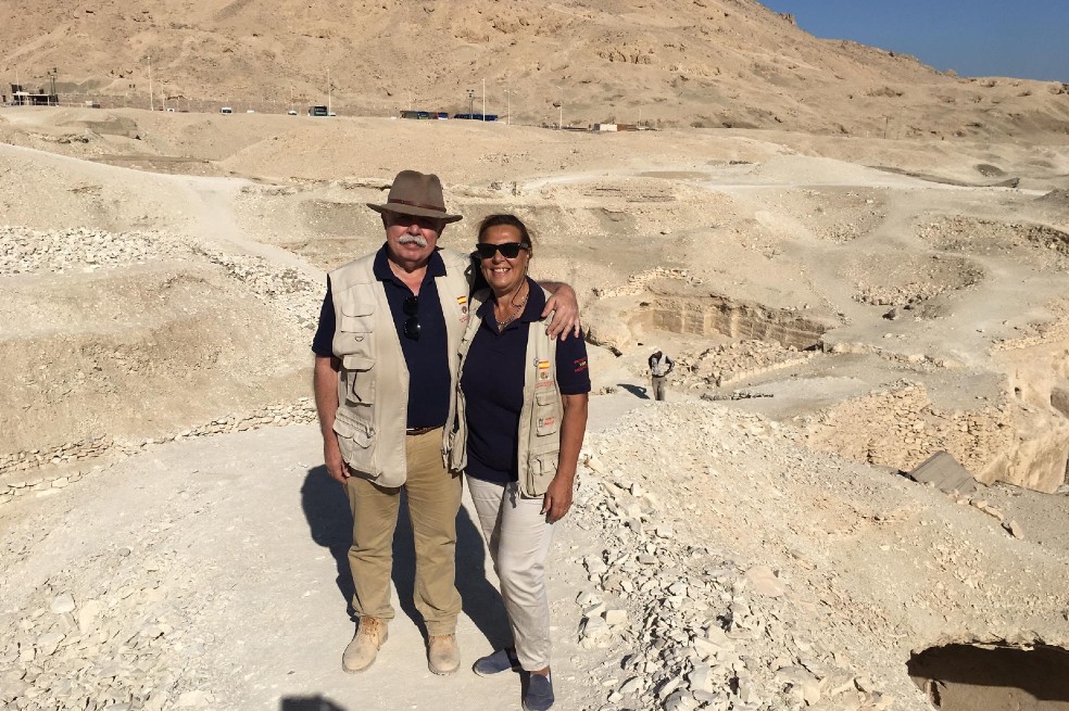 Teresa Bedman y Francisco Martín-Valentín son egiptólogos y los directores del Instituto de Estudios del Antiguo Egipto.