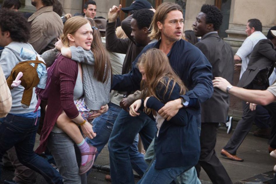 Brad Pitt evita polémica con su nueva película