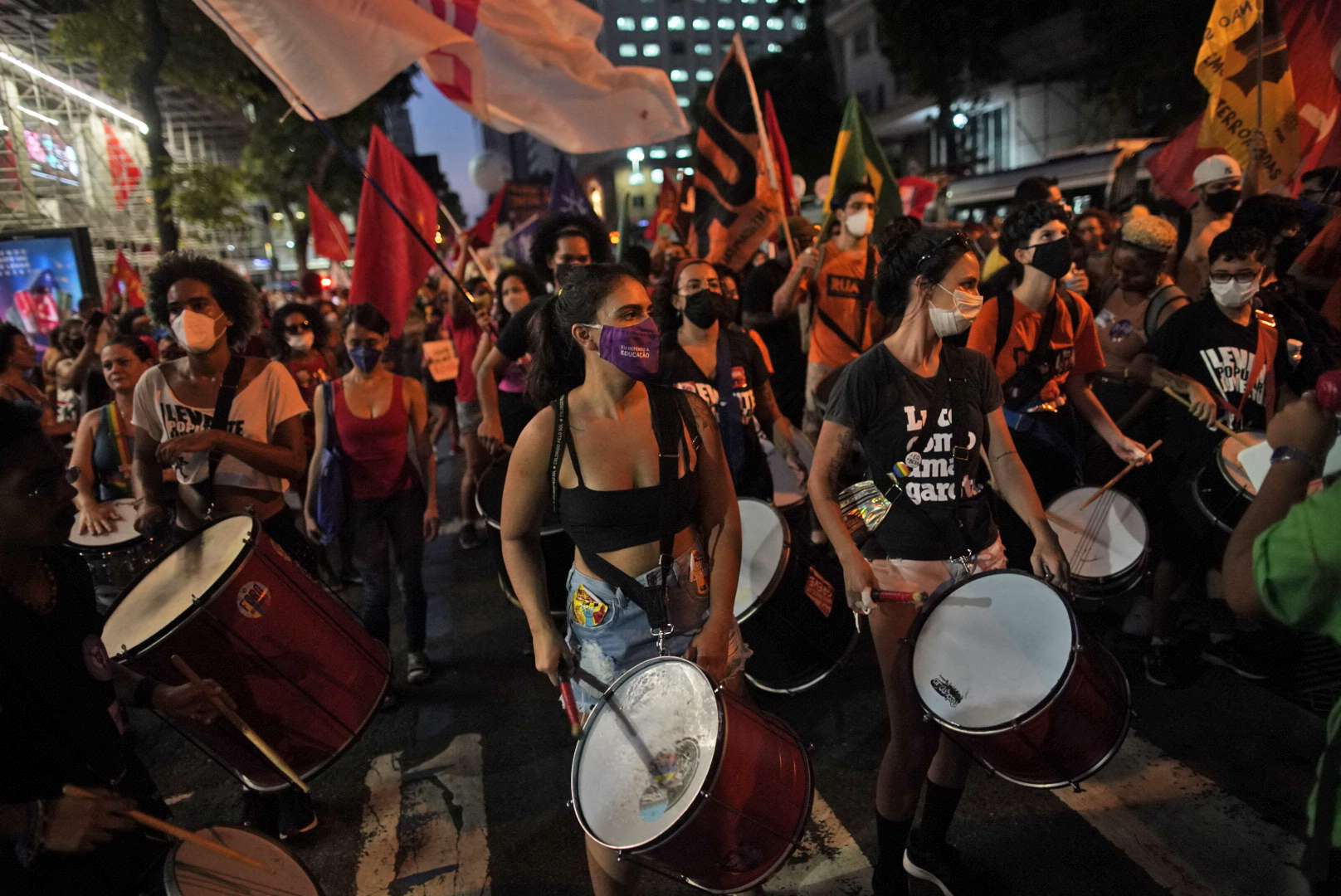 Alarmante cifra de feminicidios en Brasil: una mujer asesinada cada seis horas