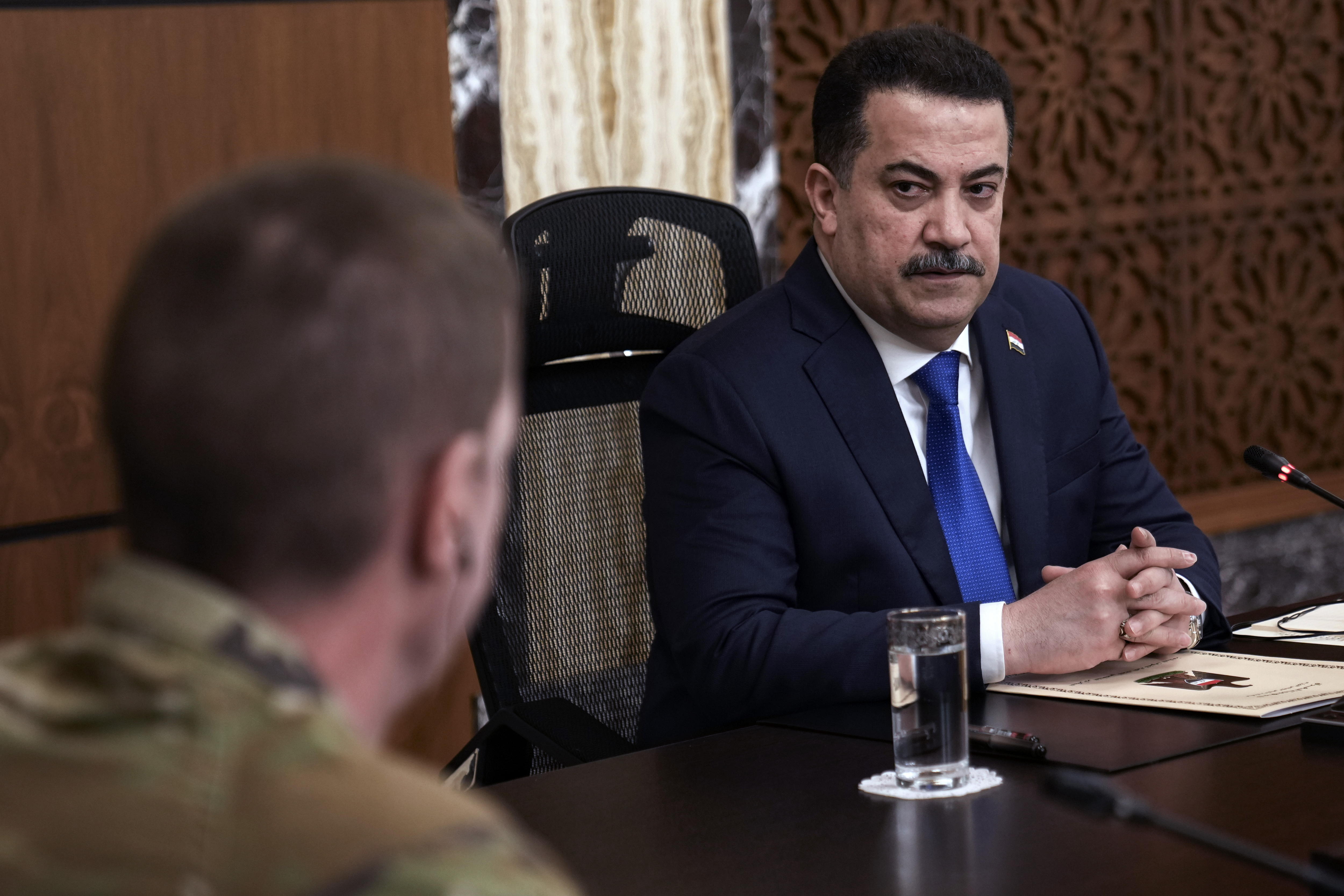 Irak advierte sobre “consecuencias desastrosas” de los bombardeos de EE. UU.
