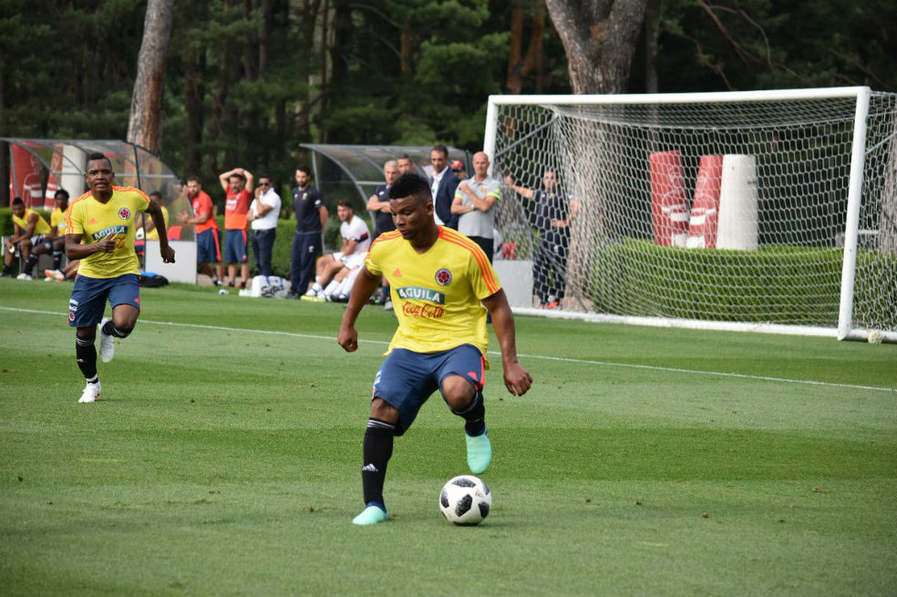 Los jugadores de la selección se solidarizan con Frank Fabra