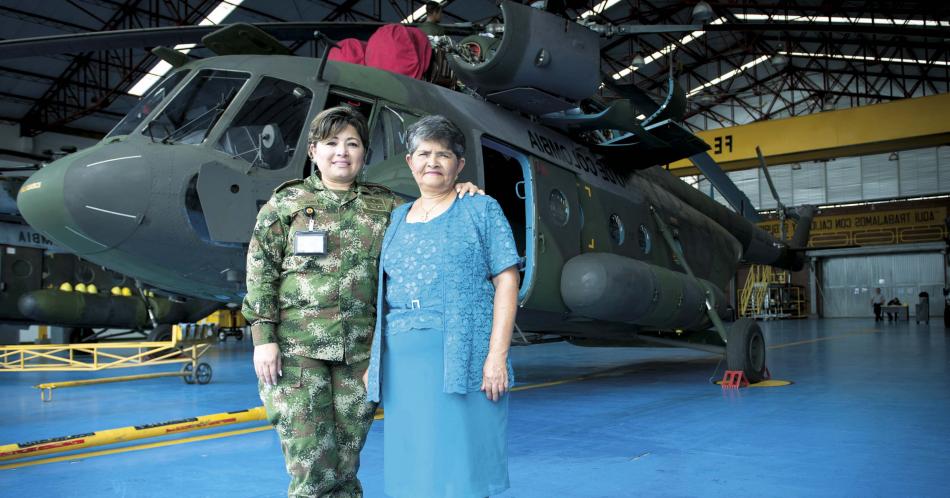 «Vivo orgullosa de lo que ha logrado mi hija en el Ejercito» Adilma Osorio