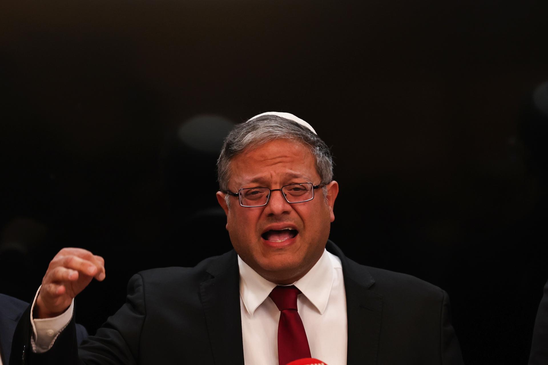 Tiroteo en Jerusalén deja seis muertos y ministro de Netanyahu llama a las armas