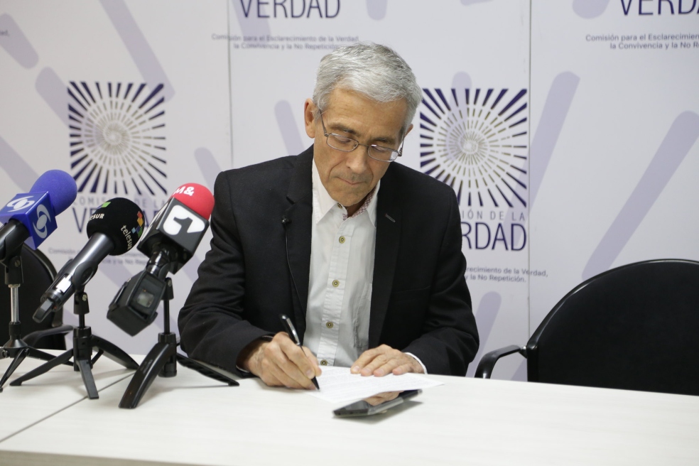 Víctimas piden celeridad y representación en el reemplazo de Ángela Salazar