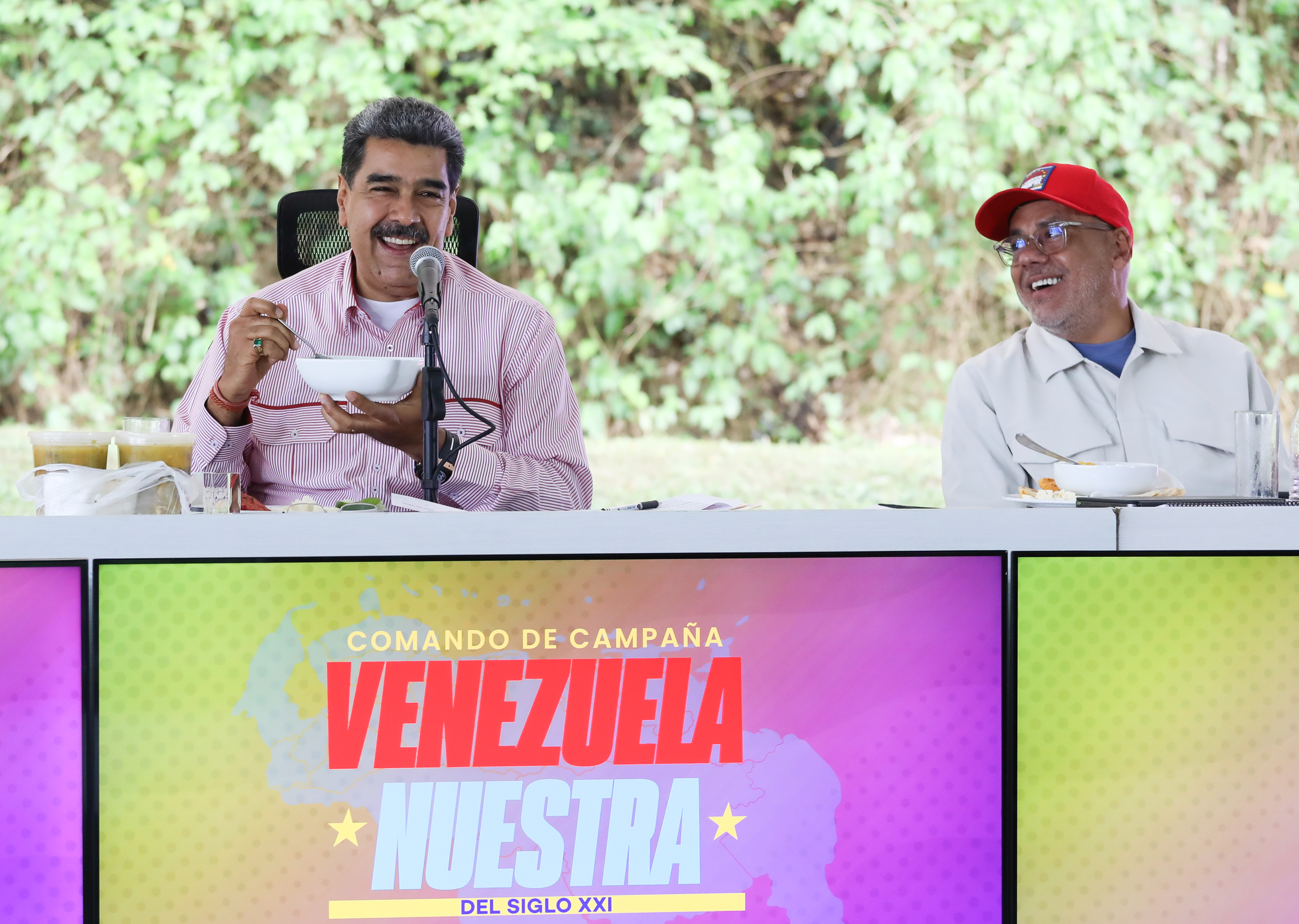 Maduro acusó a Uribe y Duque de ser sicarios de EE. UU., ¿qué le respondió Uribe?