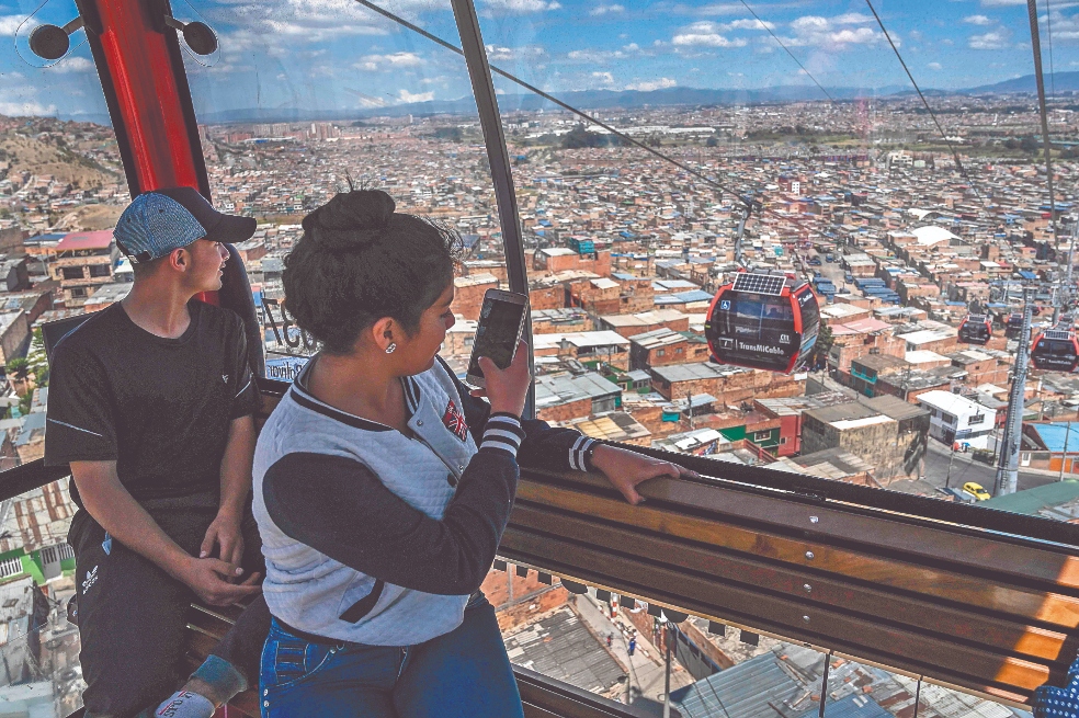 La calidad de vida de las mujeres y otros factores que mejoraron con Transmicable