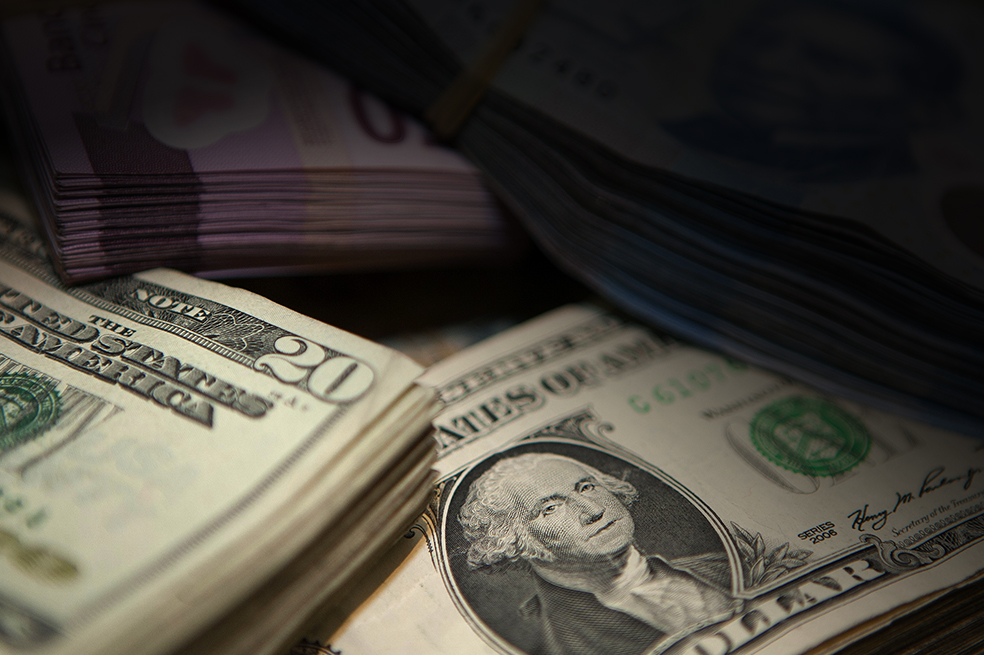 ¿Se mantendrá el dólar por encima de $3.000?