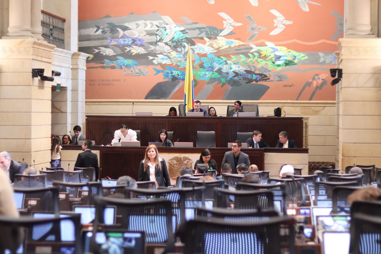 El Gobierno se la juega por la reforma a la salud en extras: ¿qué es lo que se discute?