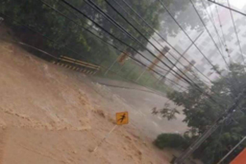 Cerca de 30 viviendas resultaron afectadas por lluvias en Piedecuesta, Santander