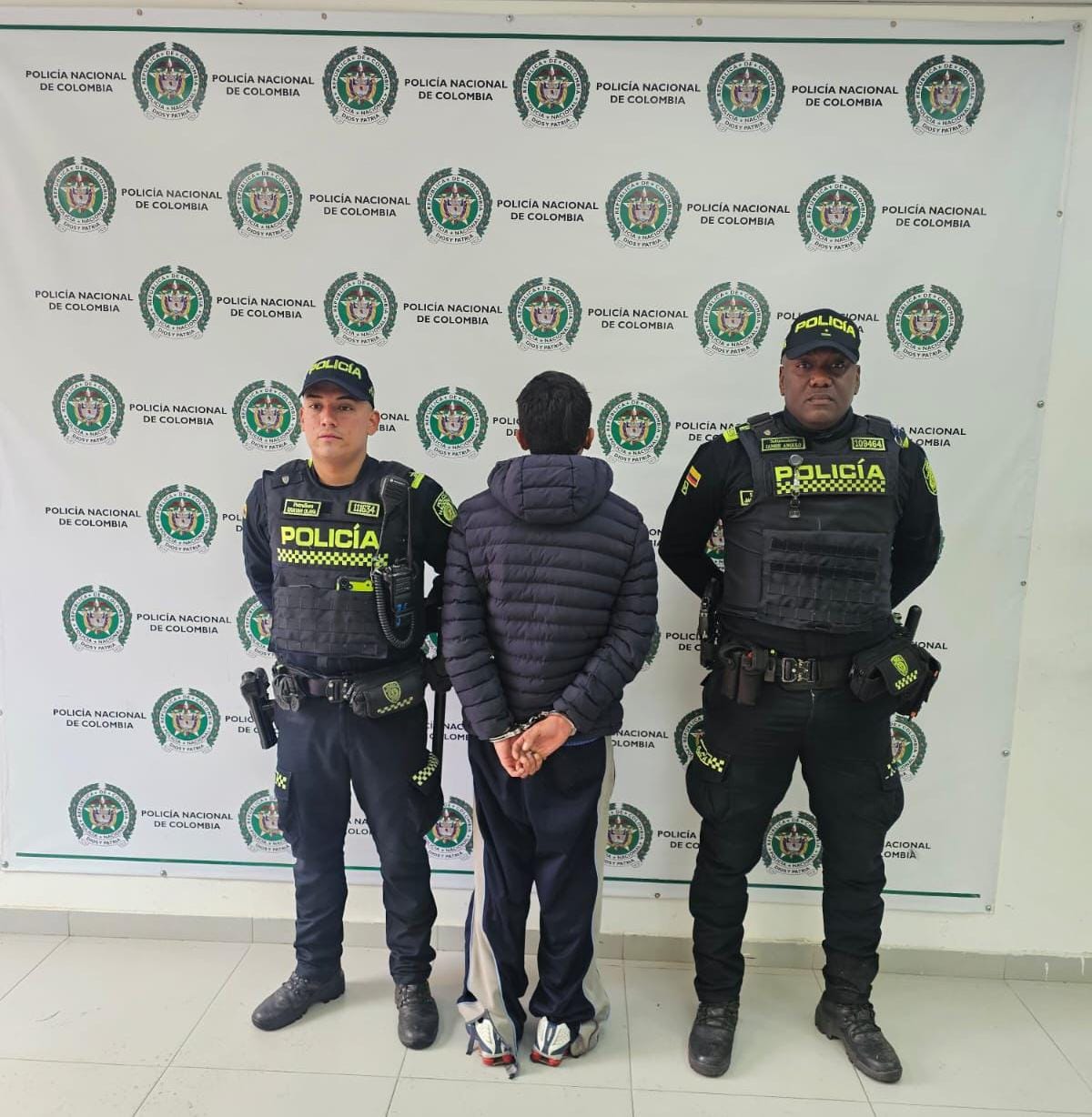 Capturan a sujeto al norte de Bogotá tras golpear a su pareja