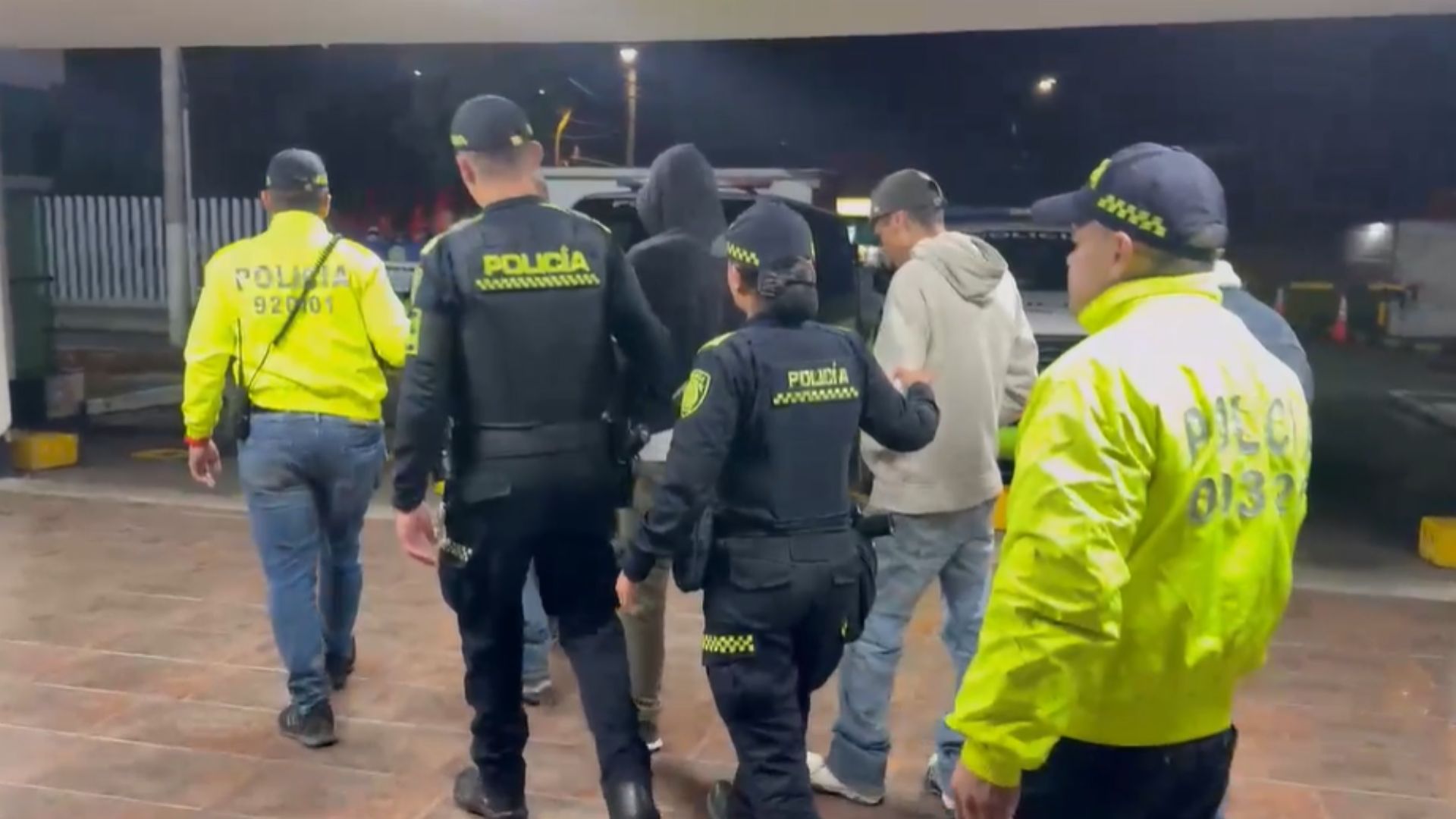 Capturan a cuatro adolescentes por hurto a vehículos de conductores de plataformas