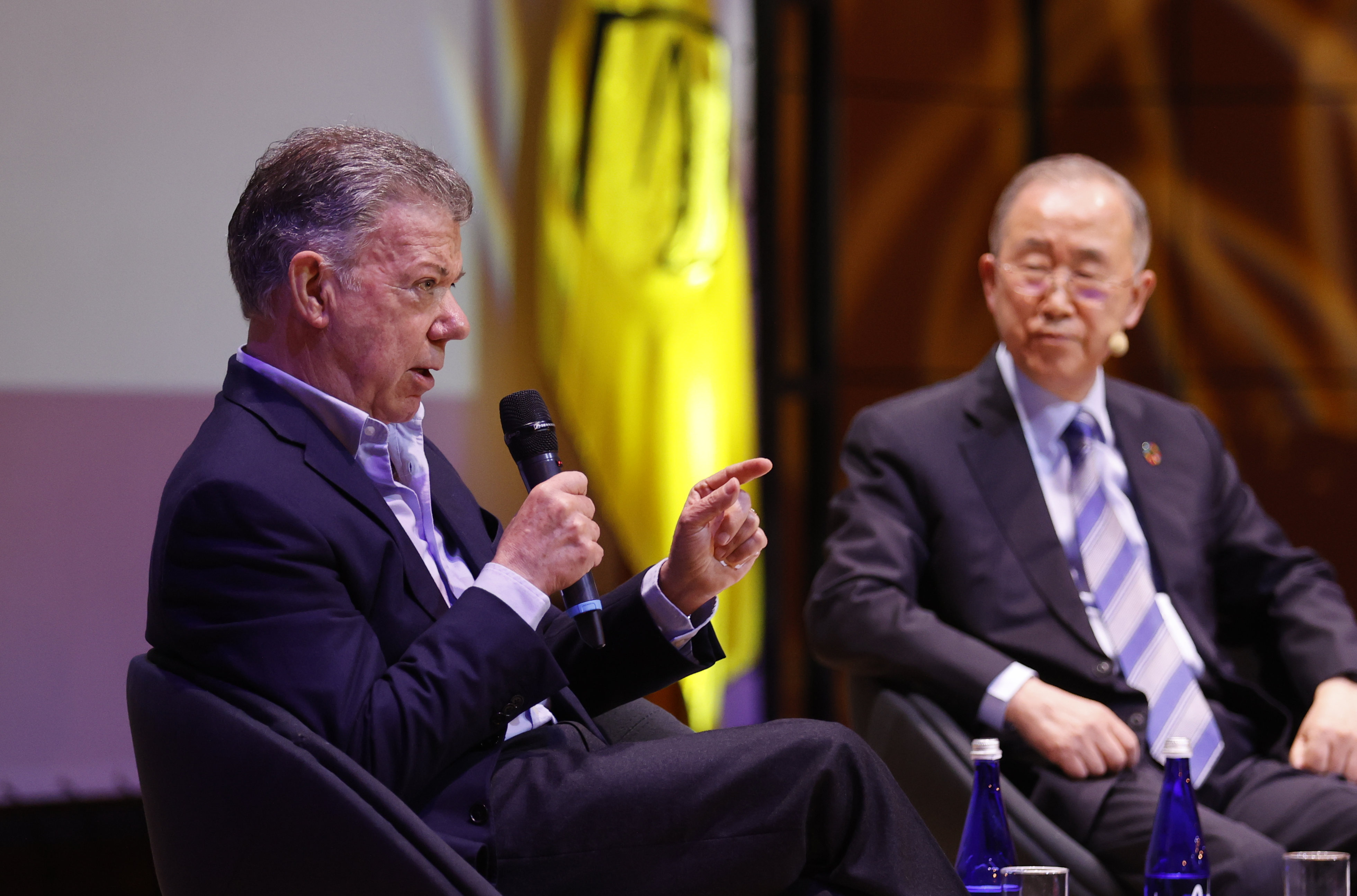 Santos y Ban Ki-moon, entre los líderes que piden reconocer a González Urrutia