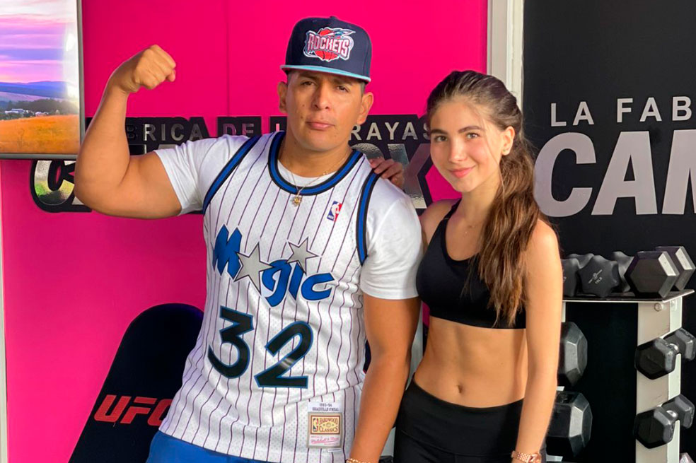 4 Ejercicios efectivos para adelgazar nuestras piernas. Camilo Box y la cantante Shaira.