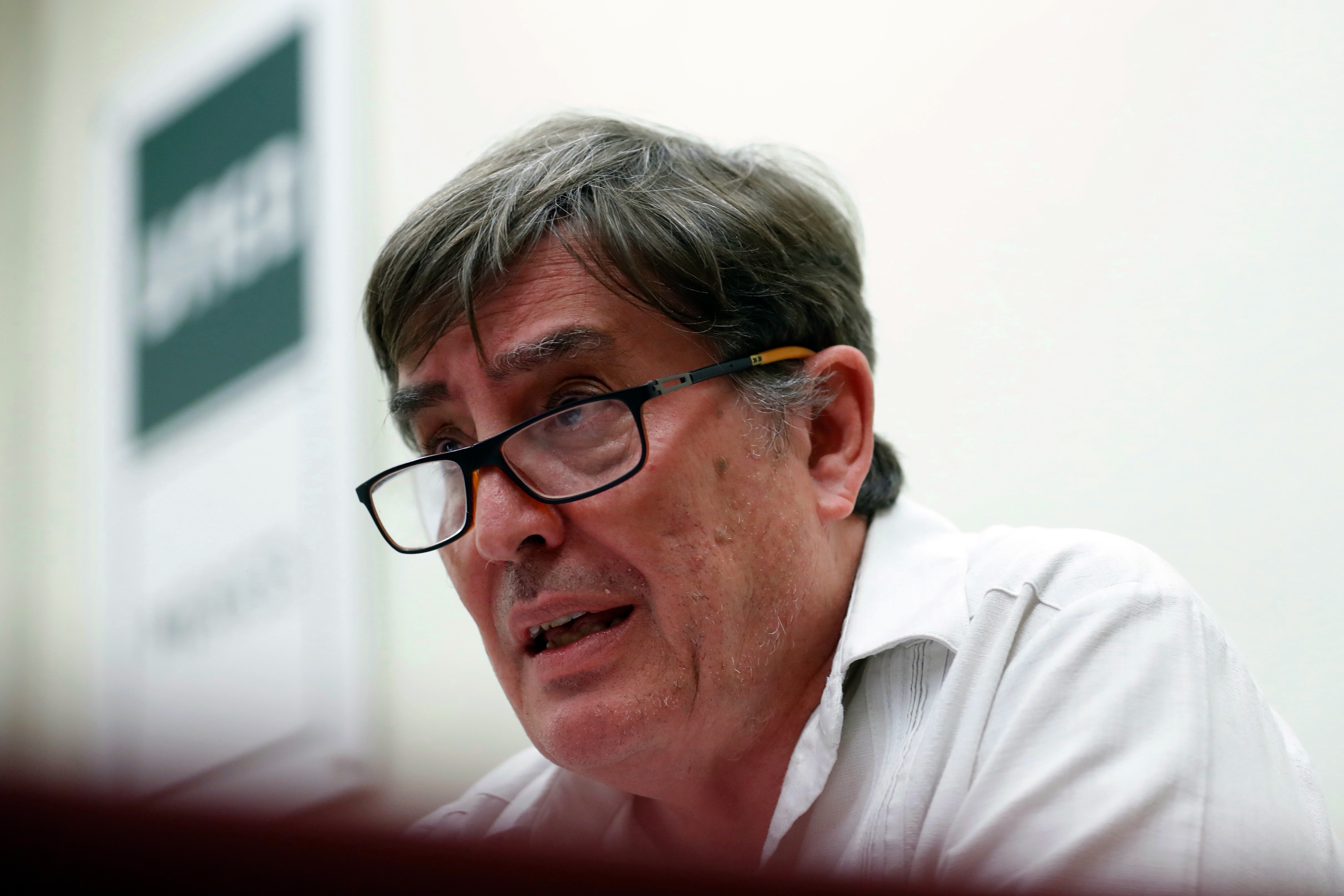 El poeta Luis García Montero critica la falta de conciencia histórica en Gaza