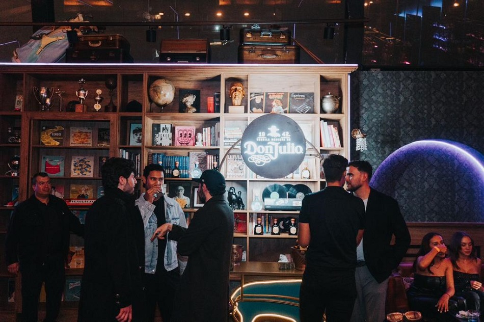Antro Cantina está ubicado hacia el norte de Bogotá.