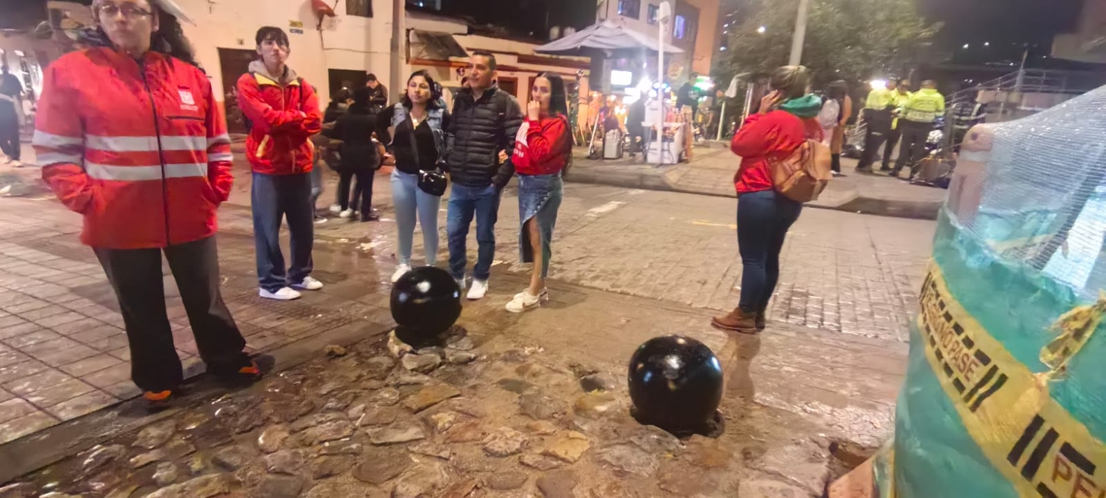 Avanzan obras en La Candelaria y nuevas estructuras llegan al espacio público.