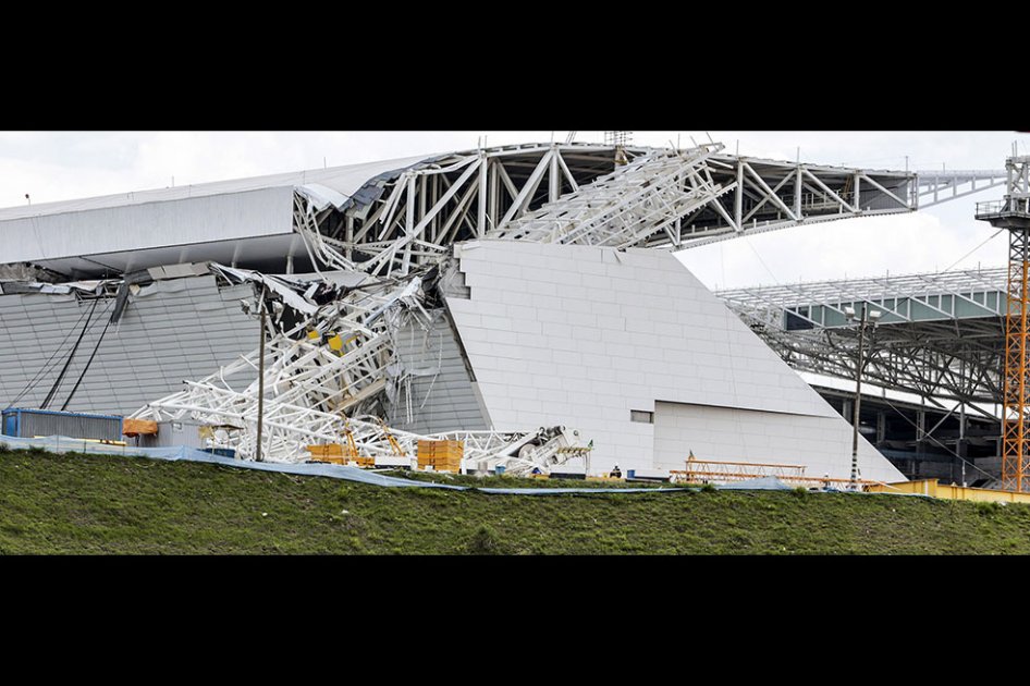 Accidente en estadio mundialista de Sao Paulo deja dos muertos