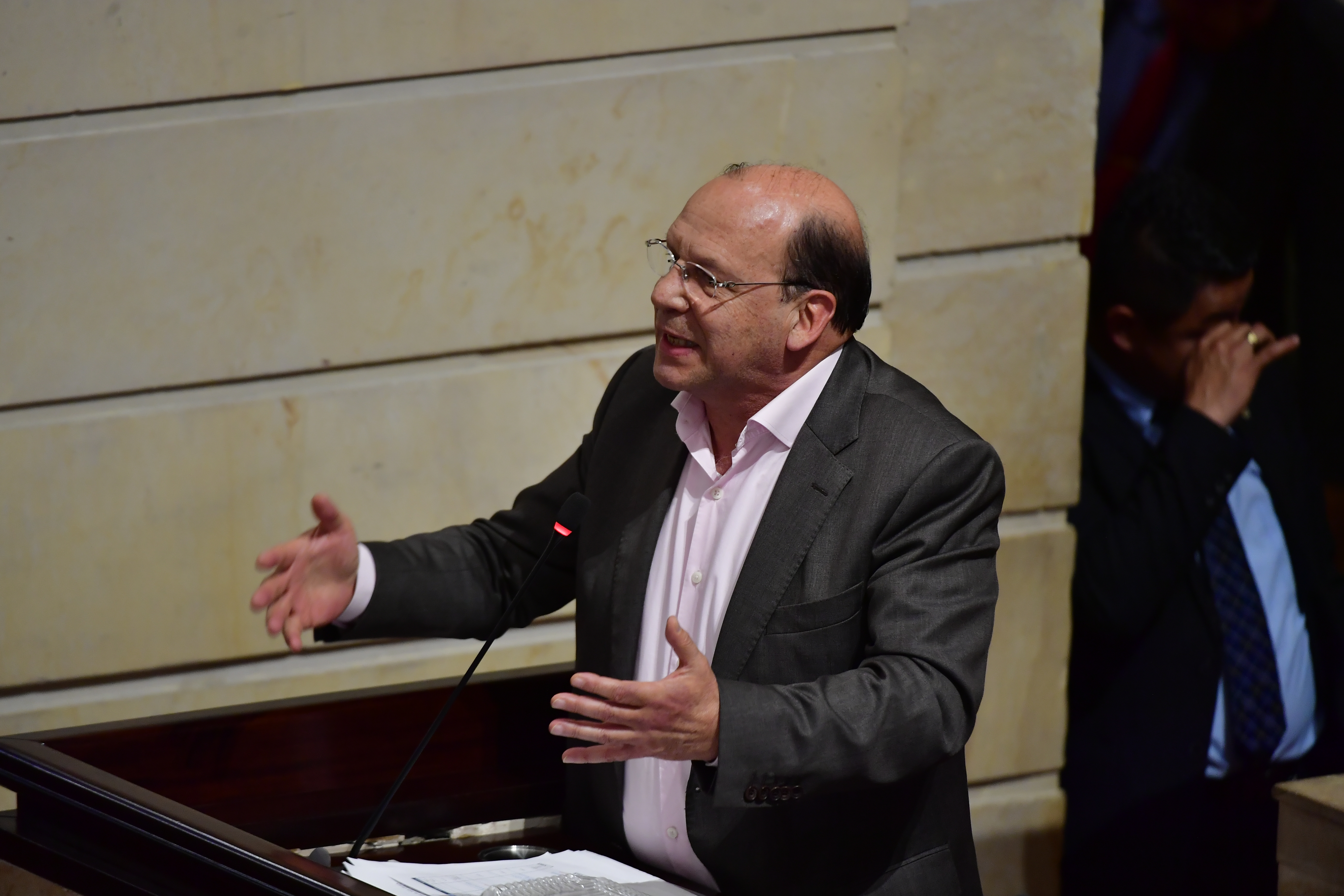 La tensión entre el Gobierno y el Banrep: cuando al “yes man” le dicen que no