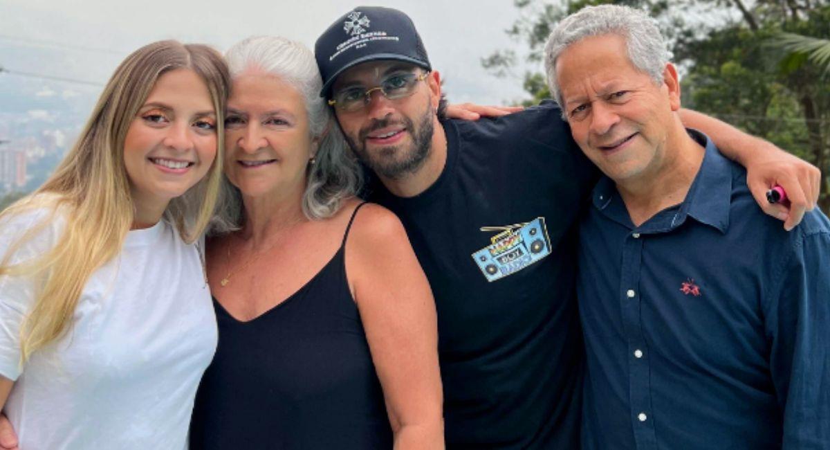 ¿Quiénes son los suegros de Karol G? Ellos son los papás de Feid