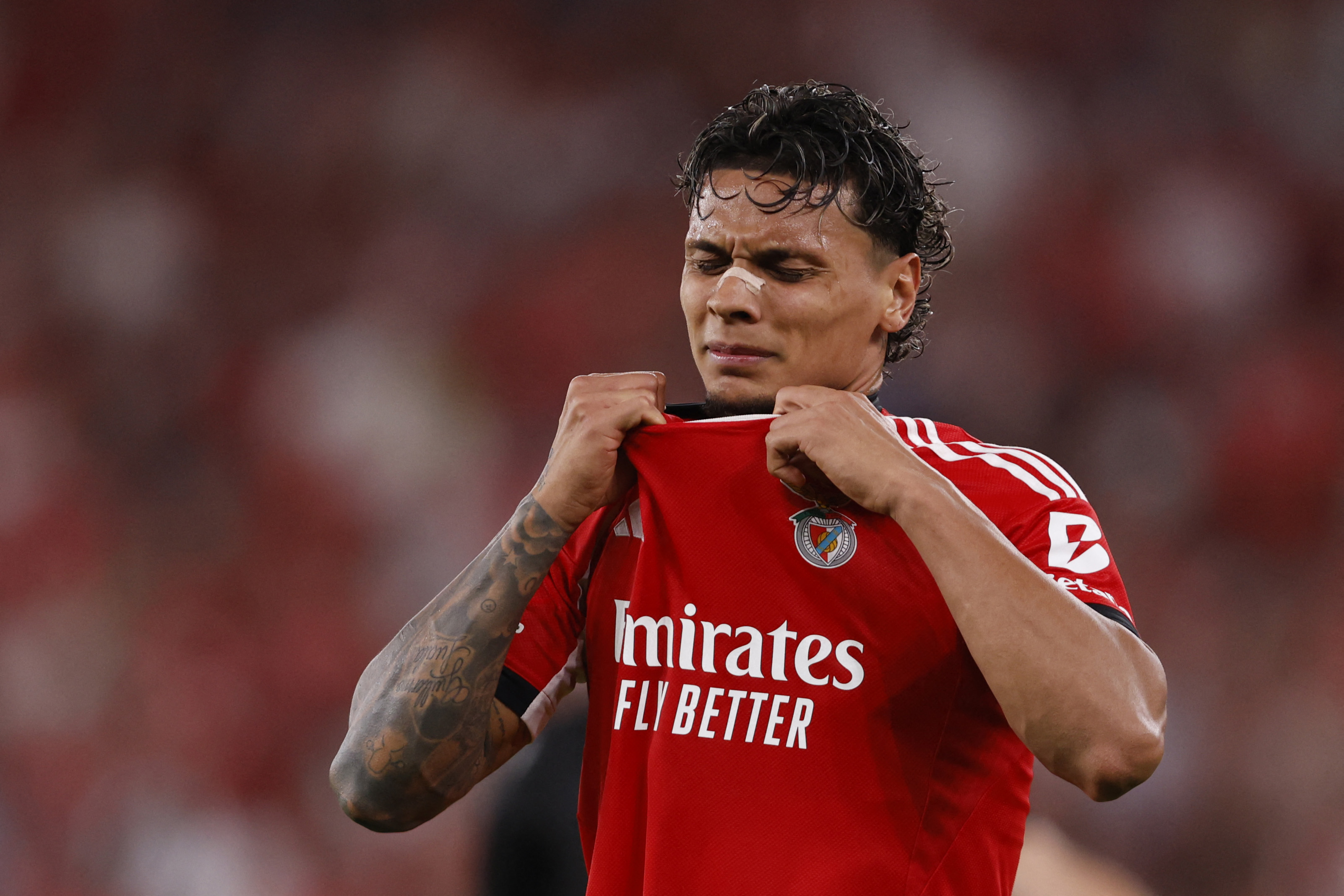 ¿Retroceso en su carrera? Richard Ríos dejaría Benfica para jugar en Arabia Saudita