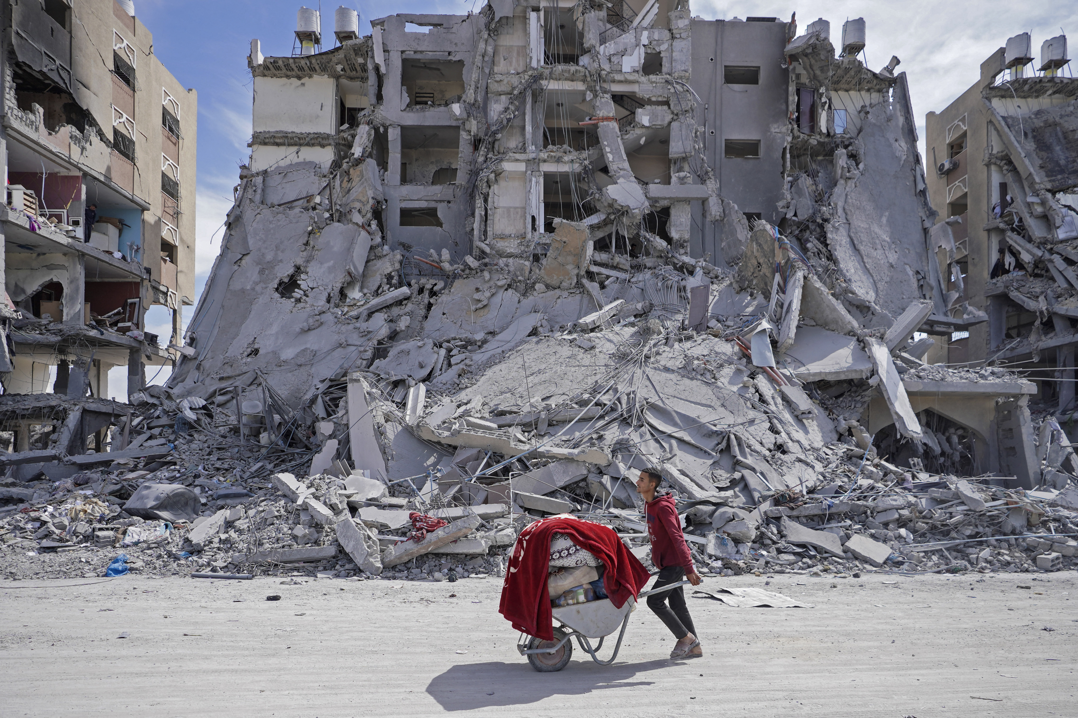 Ejército de Israel niega haberle disparado a multitud que pedía ayuda en Gaza