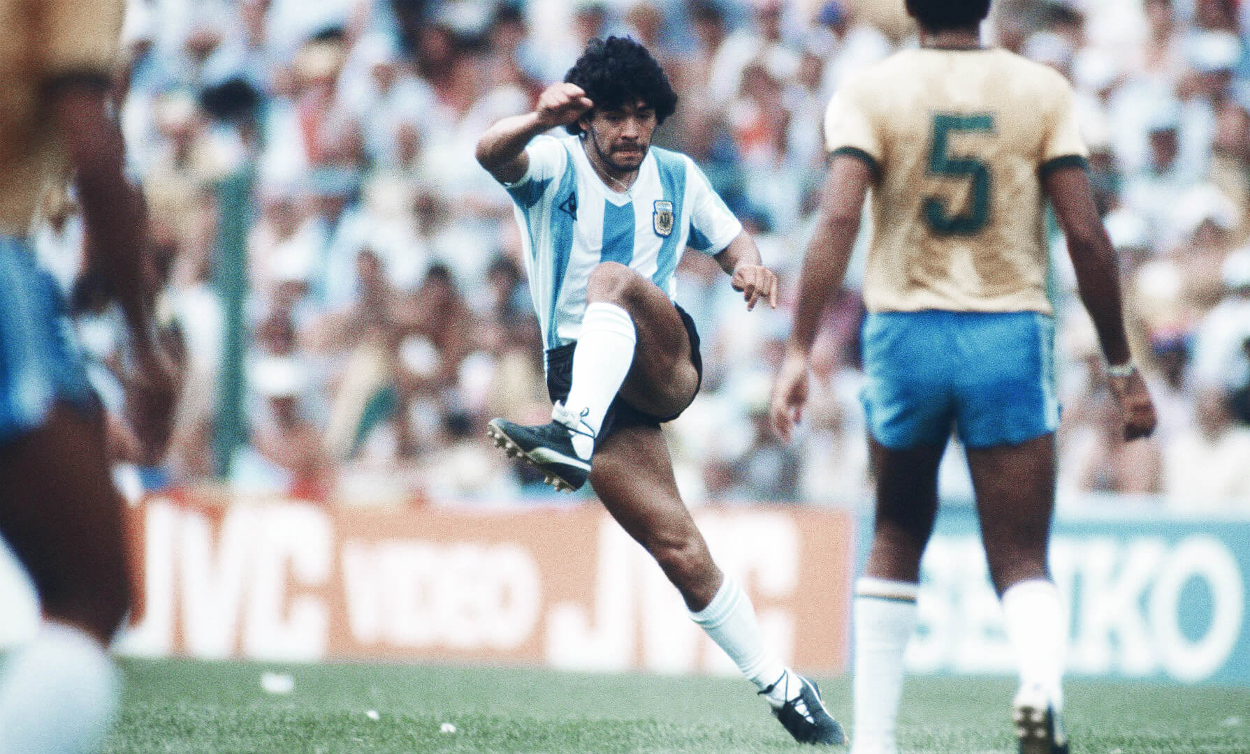 Las mil y una muertes de Maradona I (Homenaje)