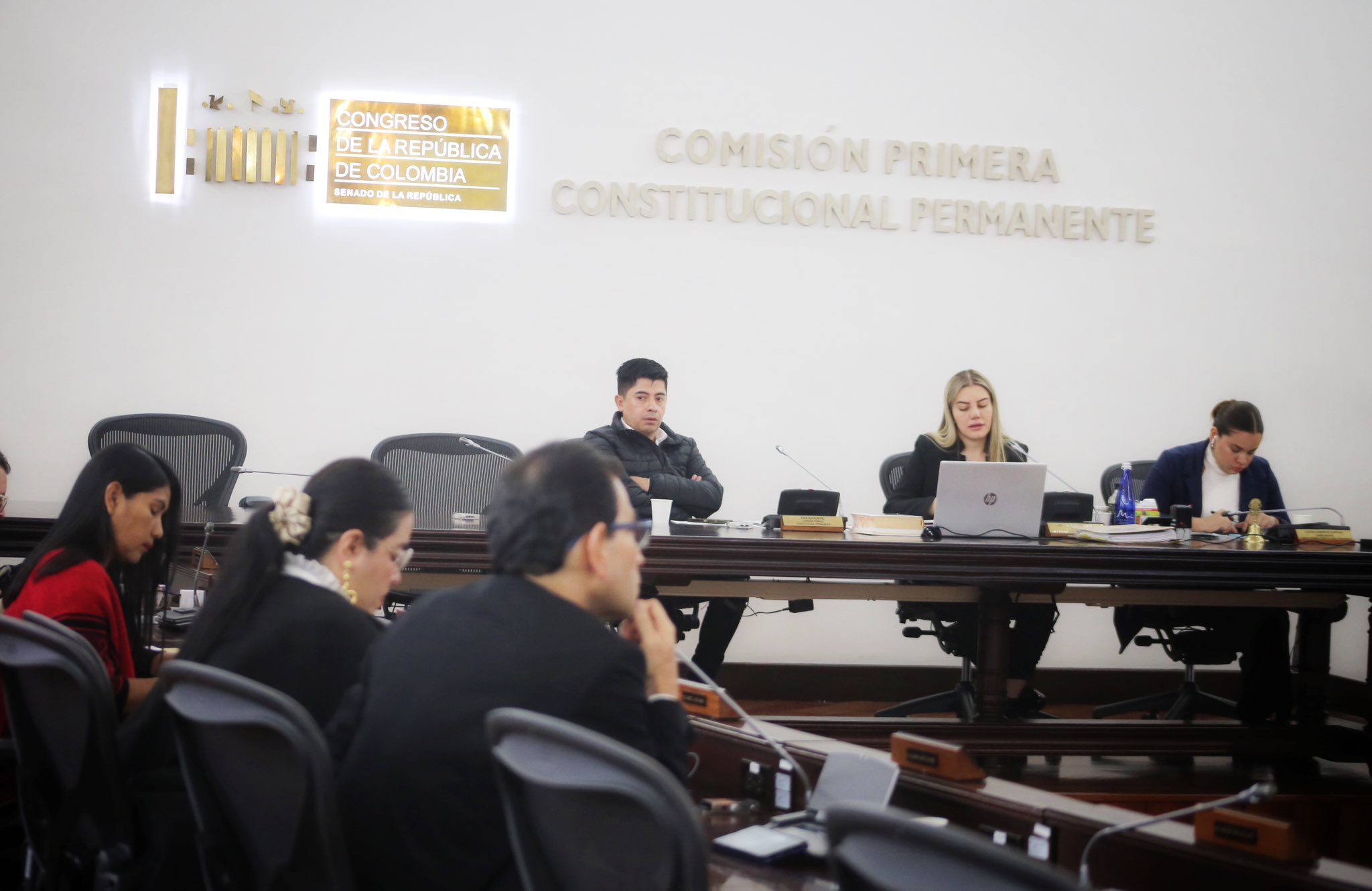Congreso buscará modificar Ley de Víctimas para “reparar a grupos religiosos”