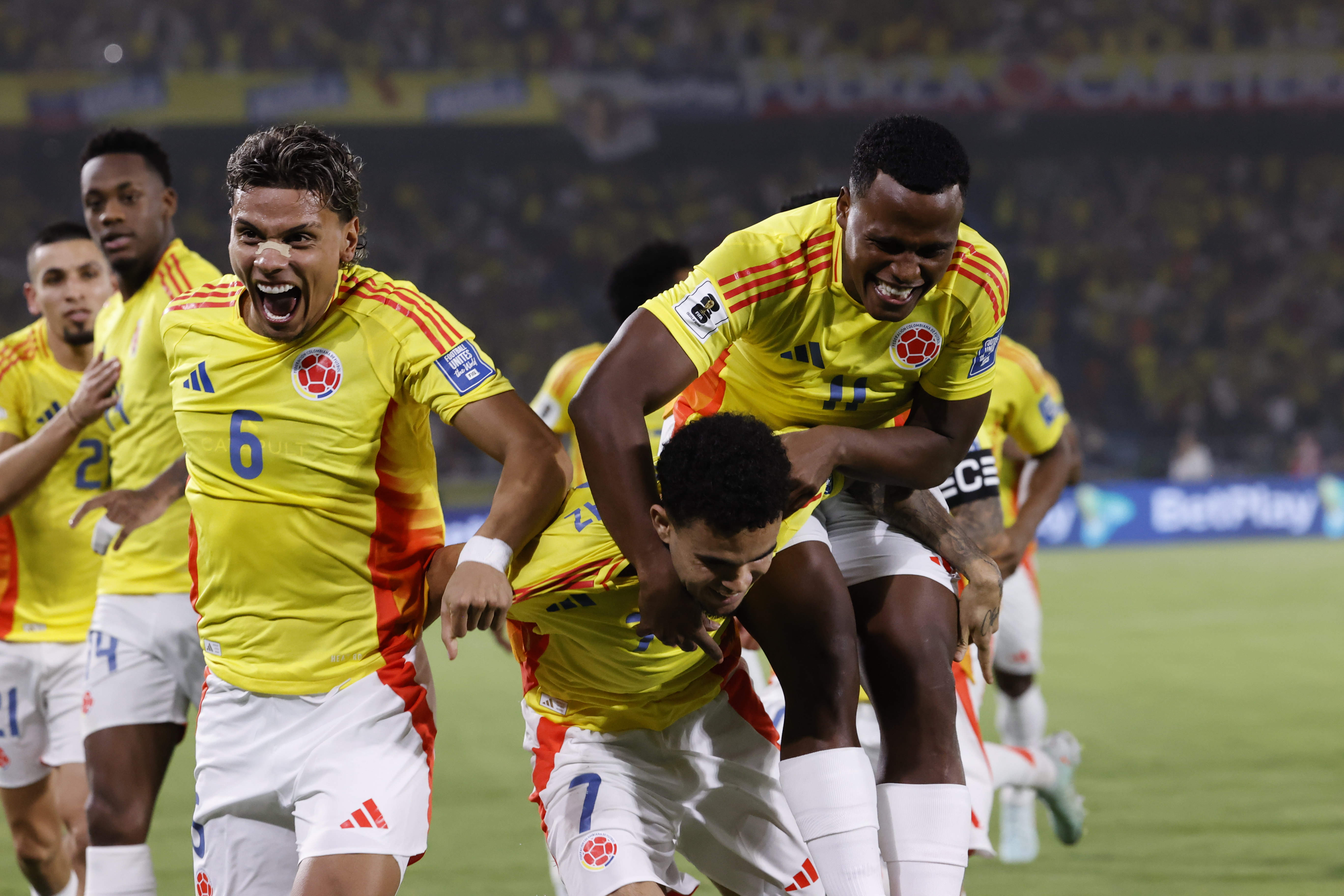 Los goles de Díaz y Durán con los que Colombia se ilusionó ante Paraguay: video