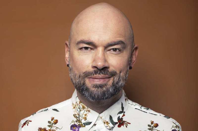Santiago Cruz descubre el otro lado de su música