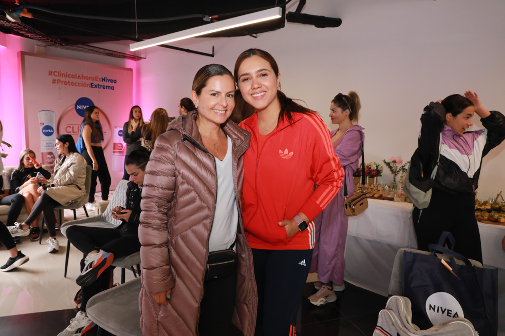 Gina Acuña y Tatiana Franco