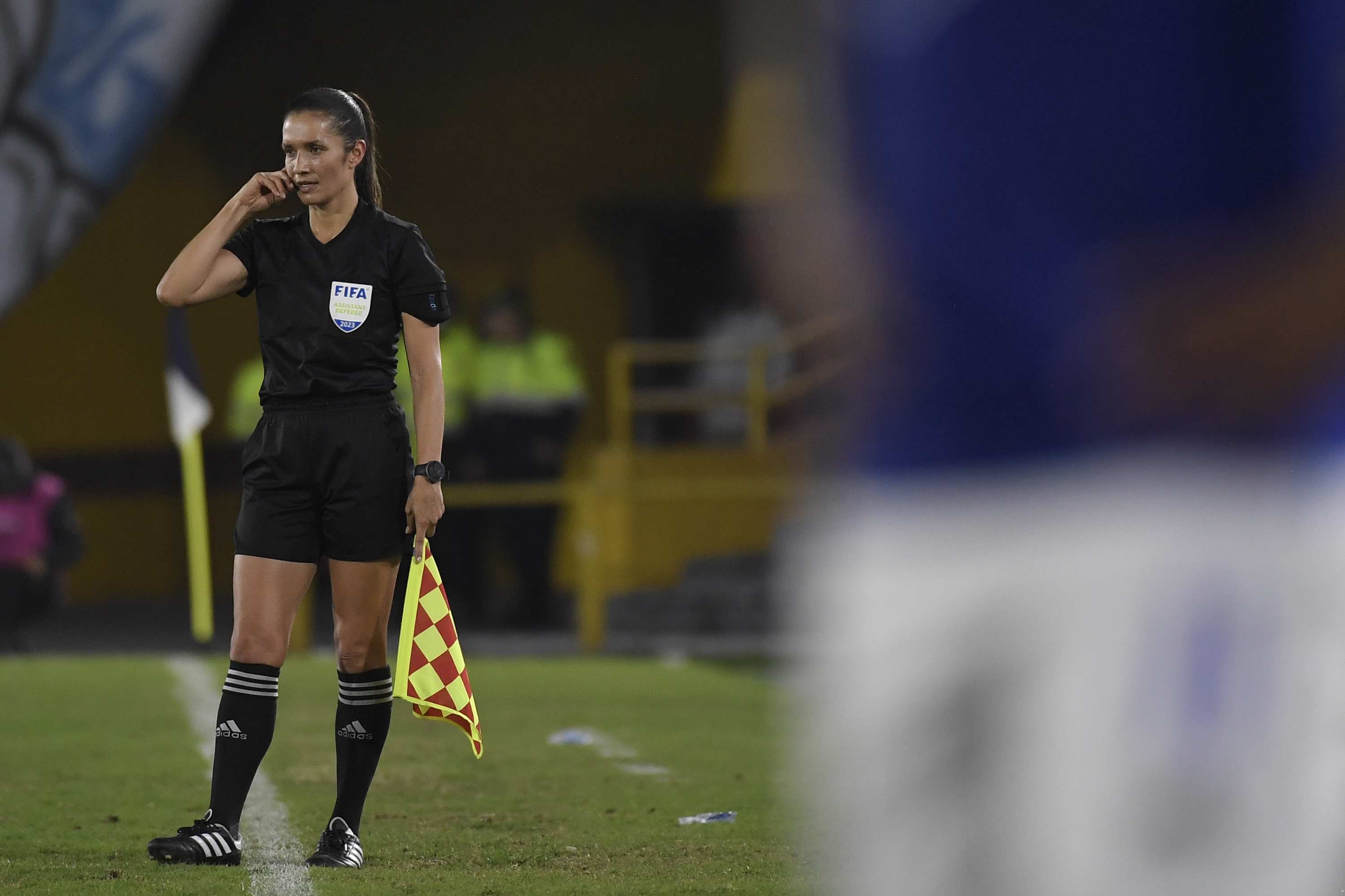 Las brechas salariales de esta profesión existen en un contexto de categorías y ligas de fútbol.