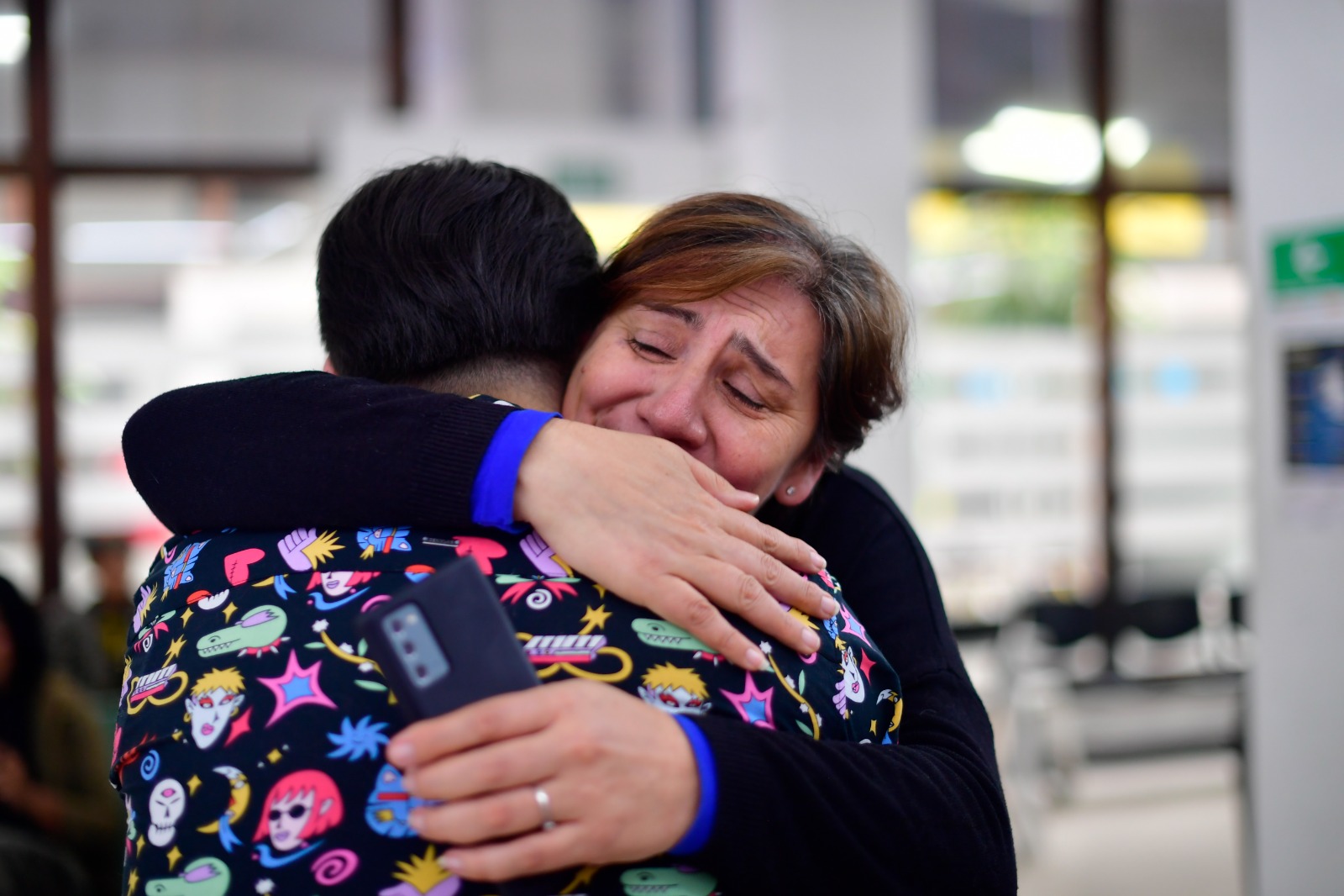 “Por fin soy yo”: joven tras entrega de las primeras 100 cédulas a personas trans