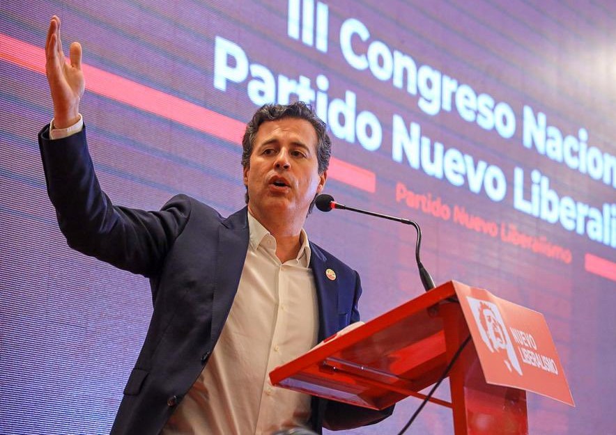 “Tiene que concentrarse en su labor como alcalde”: Juan M. Galán sobre Carlos F. Galán