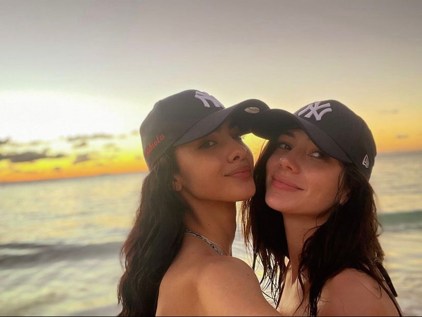 Miss Argentina y Miss Puerto Rico se casaron y lo anunciaron con un video