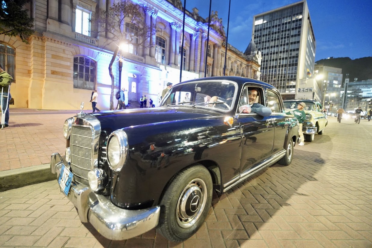 Desfile de carros antiguos en Bogotá este sábado: estos son los cierres viales