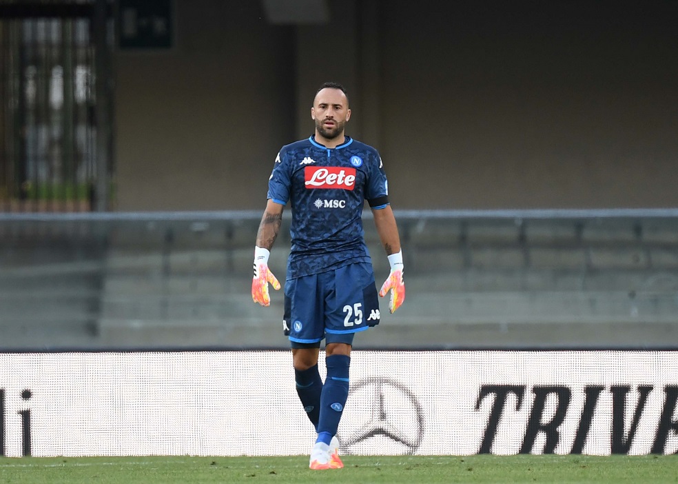 Nápoli confirma su buen momento con Ospina en el arco